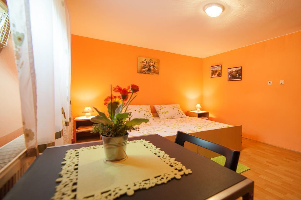 Apartment Tomasevic Slunj Exterior photo